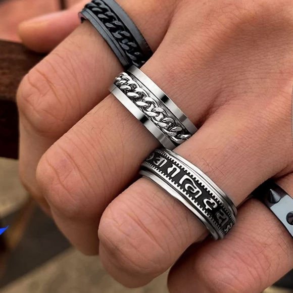 BLACK & SILVER RING STAINLESS STEEL SIZE 8 BAND GREAT FOR STACKING - Picture 6 of 6